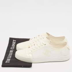 Pre Owned Chanel White/Cream Rubber and Leather CC Low Top Sneakers Size 40 