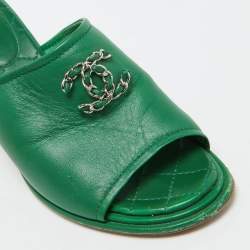 Chanel Green Leather CC Chain Details Quilted Block Heel Sandals Size 38.5