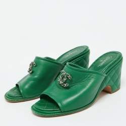 Chanel Green Leather CC Chain Details Quilted Block Heel Sandals Size 38.5