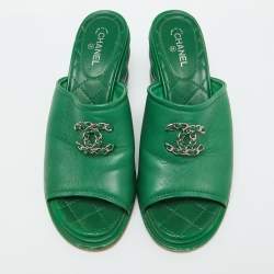 Chanel Green Leather CC Chain Details Quilted Block Heel Sandals Size 38.5