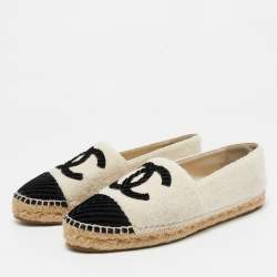 Pre Owned Chanel Cream/Black Felt Fabric and Velvet CC Espadrille Flats Size 38