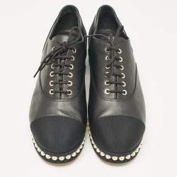 Chanel Black Leather and Fabric CC Faux Pearl Lace Up Oxfords Size 40