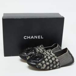 Pre Owned Chanel Black/White Tweed Fabric and Leather Camellia Loafers Size 37