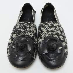 Pre Owned Chanel Black/White Tweed Fabric and Leather Camellia Loafers Size 37