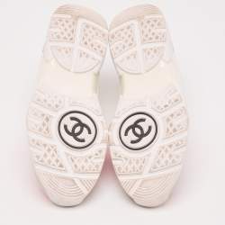 Pre Owned Chanel Multicolor Leather and Suede CC Low Top Sneakers Size 39.5