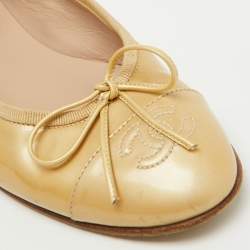 Pre Owned Chanel Sand Beige Patent Leather CC Cap Toe Bow Ballet Flats Size 37