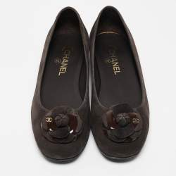 Pre Owned Chanel Dark Brown Suede CC Camelia Ballet Flat Size 38.5