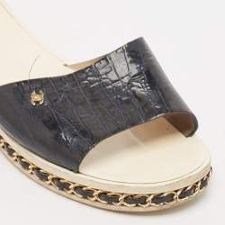 Chanel Navy Blue Patent Leather Chain Embellished Flat Slides Size 39.5