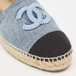 Pre Owned Chanel Blue/Black Denim CC Espadrille Flats Size 38