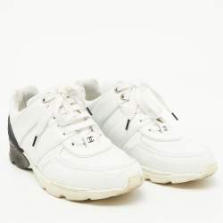 Pre Owned Chanel White/Black Leather and Fabric CC Low Top Sneakers Size 40