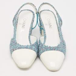 Pre Owned Chanel Blue/White Tweed and Patent Leather Cap Toe CC Slingback Pumps Size 39.5