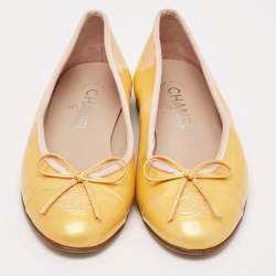 Pre Owned Chanel Yellow Patent Leather CC Ballet Flats Size 35.5
