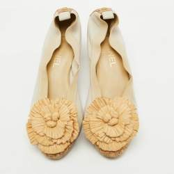Chanel White/Beige Leather, Cork and Raffia Camellia CC Block Heel Pumps Size 37.5