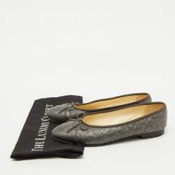 Pre Owned Chanel Dark Grey Leather CC Cap Toe Bow Ballet Flats Size 38