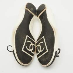 Pre Owned Chanel White/Black Rubber CC Cap Toe Bow Ballet Flats Size 36