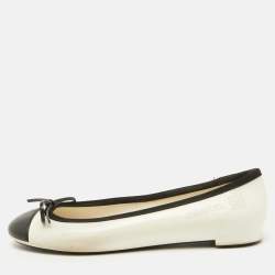Pre Owned Chanel White/Black Rubber CC Cap Toe Bow Ballet Flats Size 36