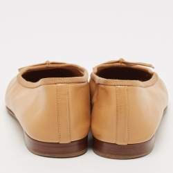 Pre Owned Chanel Beige/Black Leather CC Bow Ballet Flats Size 38.5