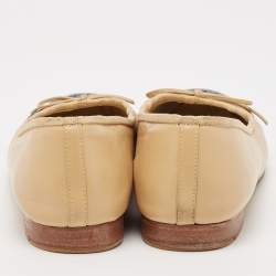 Pre Owned Chanel Beige/Black Leather CC Cap Toe Bow Ballet Flats Size 40