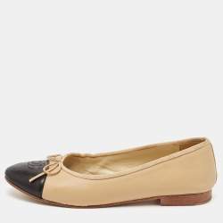 Pre Owned Chanel Beige/Black Leather CC Cap Toe Bow Ballet Flats Size 40