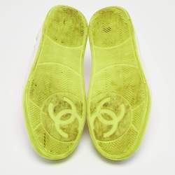 Pre Owned Chanel White Perforated Leather Logo Low Top Sneakers Size 39