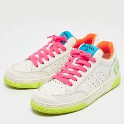 Pre Owned Chanel White Perforated Leather Logo Low Top Sneakers Size 39