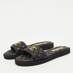 Pre Owned Chanel Black Quilted Leather CC Logo Flat Slides Size 38