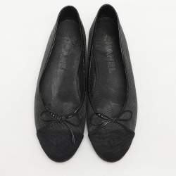 Pre Owned Chanel Dark Grey Grosgrain PVC CC Ballet Flats Size 38