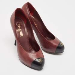 Pre Owned Chanel Burgundy/Black Leather CC Cap Toe Pumps Size 38.5