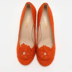 Chanel Orange Felt Embellished Quilted Block Heel Pumps Size 40