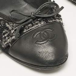 Pre Owned Chanel Blue/Black Leather and Lurex Fabric CC Ballet Flats Size 38.5