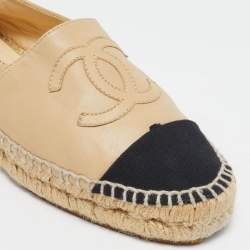 Chanel Beige/Black Leather  and Canvas CC Cap Toe Espadrille Flats Size 38