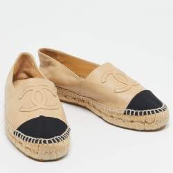 Chanel Beige/Black Leather  and Canvas CC Cap Toe Espadrille Flats Size 38