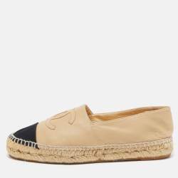 Chanel Beige/Black Leather  and Canvas CC Cap Toe Espadrille Flats Size 38