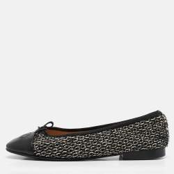 Pre Owned Chanel White/Black Leather and Lurex Fabric CC Ballet Flats Size 38