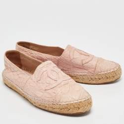 Chanel Pink Crocodile Leather CC Espadrille Flats Size 39