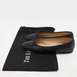 Pre Owned Chanel Black Leather and Patent Leather CC Ballet Flats Size 38.5