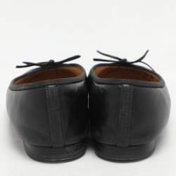 Pre Owned Chanel Black Leather and Patent Leather CC Ballet Flats Size 38.5