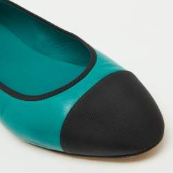 Pre Owned Chanel Green/Black Leather and Canvas Cap Toe Ballet Flats Size 40.5