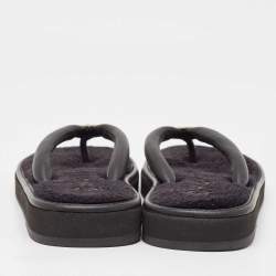 Pre Owned Chanel Black Leather CC Thong Flats Size 39