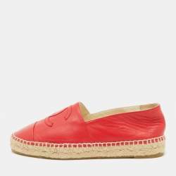 Chanel Red Leather CC Cap Toe Espadrille Flats Size 37