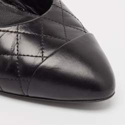 مملوكة مسبقًا Chanel Black Quilted Leather CC Cap Toe Pumps Size 39.5