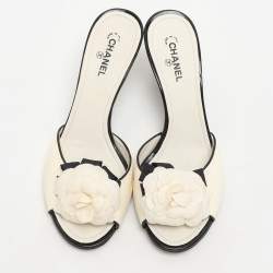 Chanel Cream Leather Camelia Slide Sandals Size 36.5