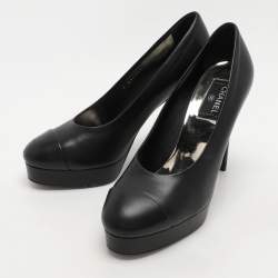 Pre Owned Chanel Black Leather CC Cap Toe Platform Pumps Size 40.5
