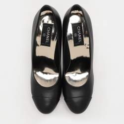 Pre Owned Chanel Black Leather CC Cap Toe Platform Pumps Size 40.5