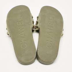 مملوكة مسبقًا Chanel Green Canvas Tropiconic Chain Link Flat Slides Size 39