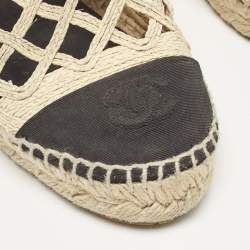 Chanel Beige/Black Laser Cut Raffia and CC Canvas Cap Toe Espadrille Flats Size 37