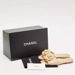 Pre Owned Chanel Beige Leather CC Camellia Flat Slides Size 36