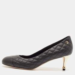 مملوكة مسبقًا Chanel Black Quilted Leather CC Cap Toe Pumps Size 38