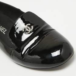 Pre Owned Chanel Black Patent Leather CC Pearl Embellished Smoking Loafers Size 38
