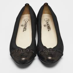 Pre Owned Chanel Brown/Black Textured Suede CC Cap Toe Ballet Flats Size 38